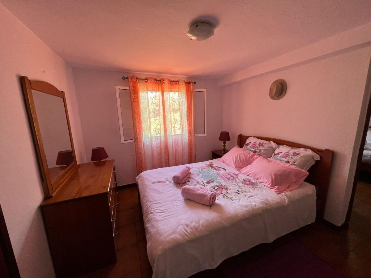 Hébergement de vacances Vivenda Ribeiro - Curral Freiras