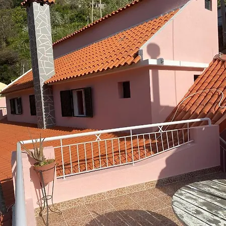 Vivenda Ribeiro - Curral Das Freiras Exterior photo