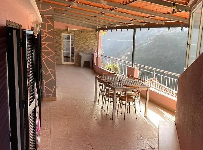 Vivenda Ribeiro - Curral Das Freiras
