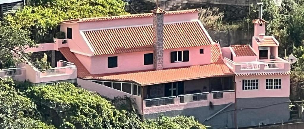 Holiday home Vivenda Ribeiro - Curral Freiras *